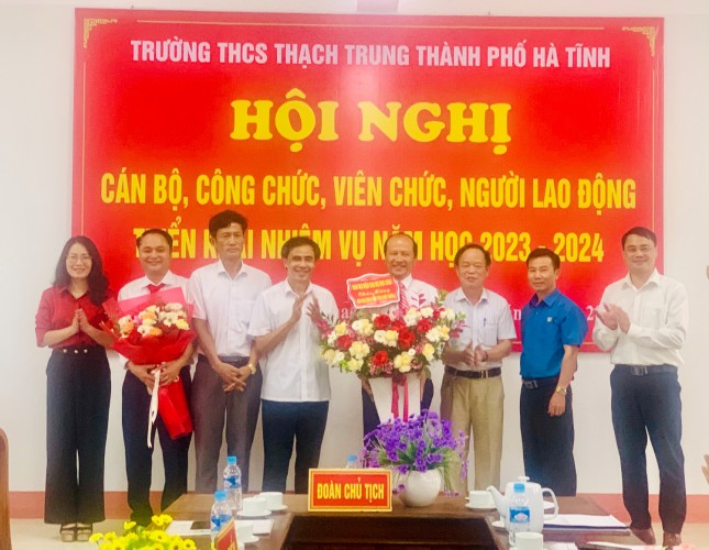 Hội nghị Cán bộ, viên chức và người lao động năm học 2023-2024