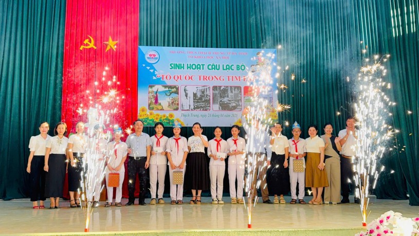 Sinh hoạt Câu lạc bộ “TỔ QUỐC TRONG TIM EM”