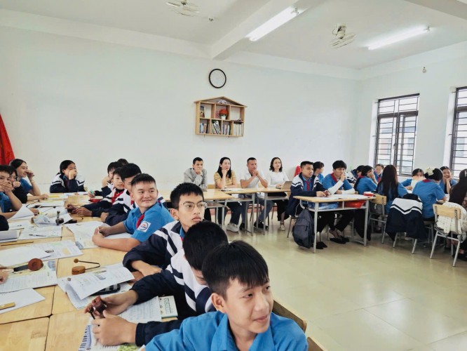 THAO GIẢNG CHÀO MỪNG NGÀY NHÀ GIÁO VIỆT NAM 20/11